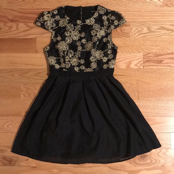 Cocktail Dress Size Small - Picture 1 of 1